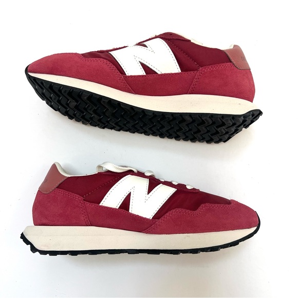 New Balance 237 - Picture 3 of 12